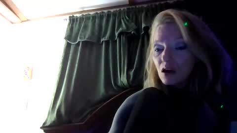 lilbit4u online show from 12.16.24