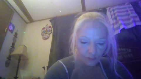 lilbit4u online show from 02.17.25
