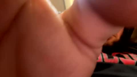 Snapshot of lildog361334 chatting on 12.16.25 lildog361334 online show from 12.16.25