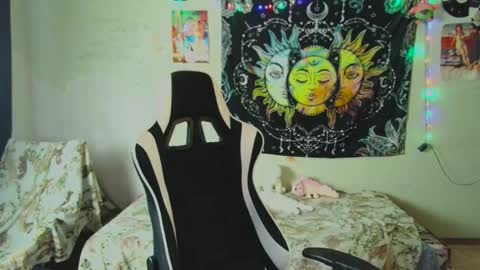 Lil online show from 10.29.25