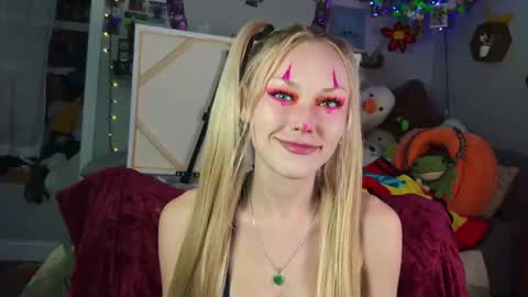 LilSquirt online show from 11.04.25