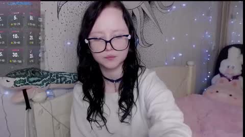 Nika and Lori online show from 01.06.25