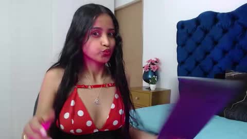 Lili online show from 10.26.25