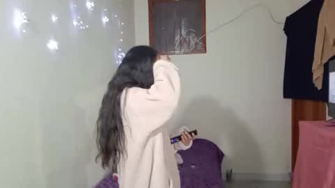 Snapshot of lili__lopez777 chatting on 12.15.25 lili__lopez777 online show from 12.15.25