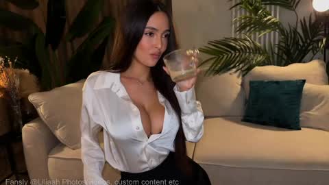 Lili  Nude ONLY Ticket or Fansly  online show from 06.08.26