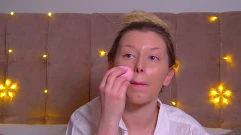 Mia online show from 01.14.25