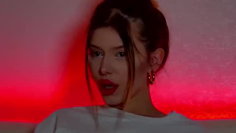 Mia online show from 03.04.25