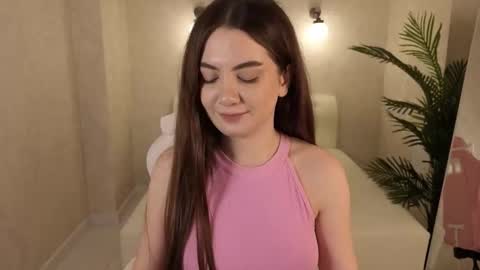 Snapshot of liliacrown chatting on 11.03.25 Lilia online show from 11.03.25