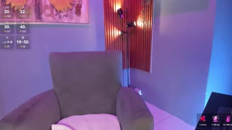 holis soy lily chang no olvides el pulgar arriba es muy importante para mi 3 independent model online show from 10.28.25