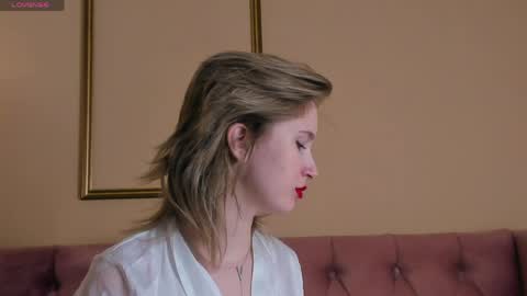 Lilian  online show from 05.03.26