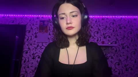 Snapshot of lilianasomsana chatting on 11.09.25 Lili online show from 11.09.25