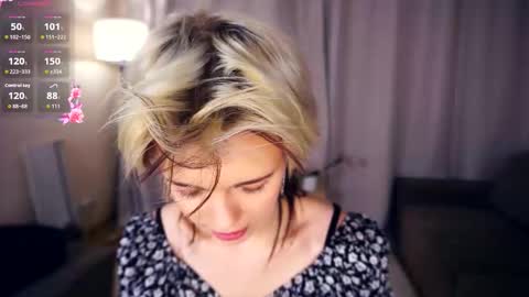 Snapshot of liliandaniels chatting on 10.03.25 Lilian online show from 10.03.25