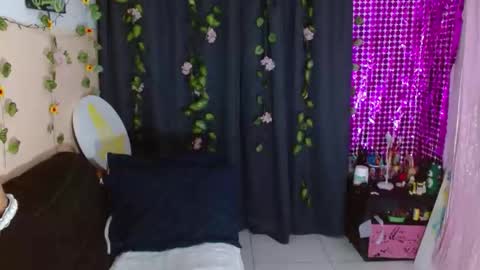 yesica online show from 04.07.26