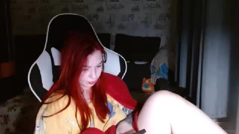 liliawoolf online show from 03.02.25