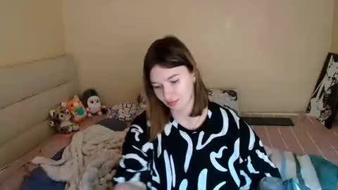 liliawoolf online show from 09.30.25