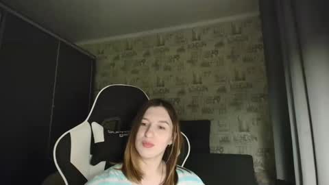 liliawoolf online show from 01.12.26