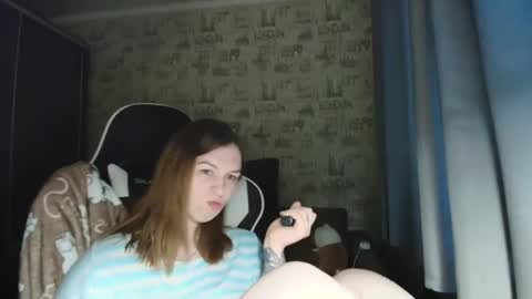 liliawoolf online show from 02.15.26