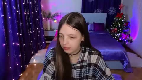 Snapshot of lilibakery chatting on 12.17.24 Lili Bakery online show from 12.17.24