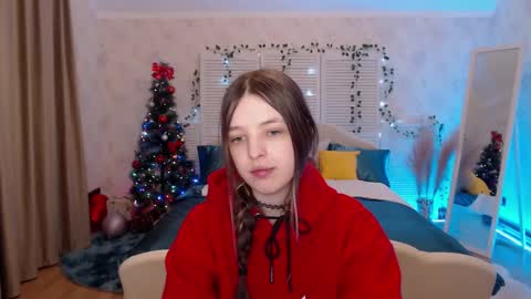 Snapshot of lilibakery chatting on 12.24.24 Lili Bakery online show from 12.24.24