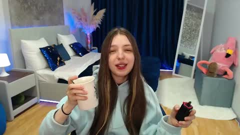 Snapshot of lilibakery chatting on 02.07.25 Lili Bakery online show from 02.07.25