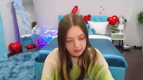 Snapshot of lilibakery chatting on 02.11.25 Lili Bakery online show from 02.11.25