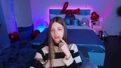 Snapshot of lilibakery chatting on 02.14.25 Lili Bakery online show from 02.14.25