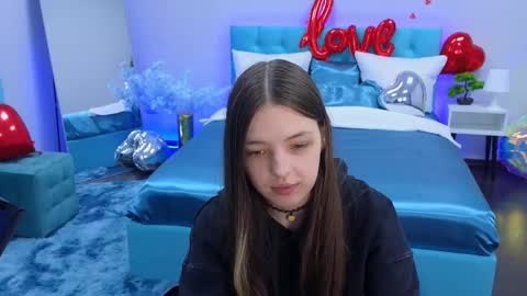 Snapshot of lilibakery chatting on 02.17.25 Lili Bakery online show from 02.17.25
