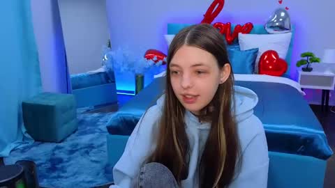 Snapshot of lilibakery chatting on 02.21.25 Lili Bakery online show from 02.21.25