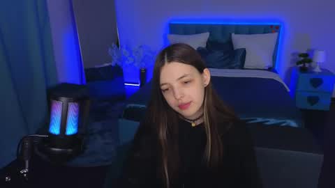 Snapshot of lilibakery chatting on 03.04.25 Lili Bakery online show from 03.04.25
