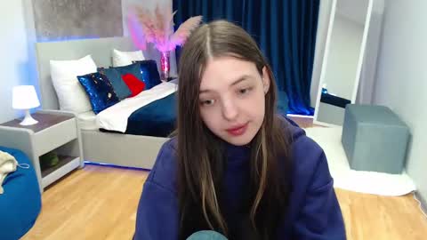 Snapshot of lilibakery chatting on 03.11.25 Lili Bakery online show from 03.11.25