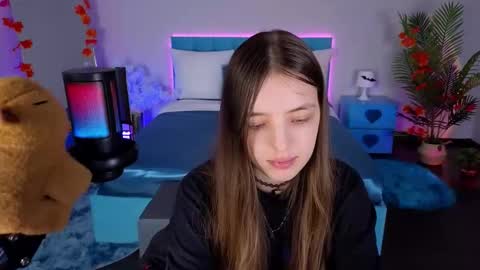 Lili Bakery online show from 11.08.25