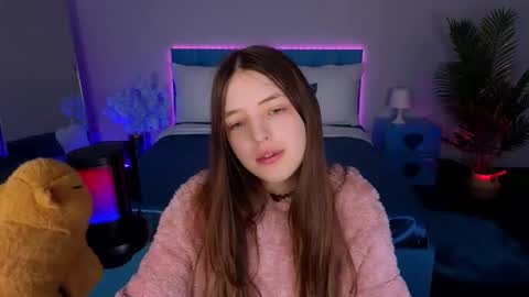 Lili Bakery online show from 11.24.25