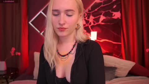 lilielfie online show from 02.16.26