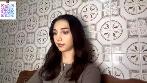 Snapshot of lilihalvorsen chatting on 12.13.25 Lina online show from 12.13.25