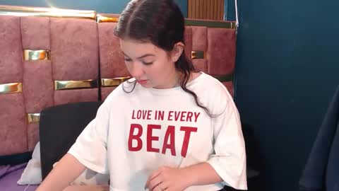 lilimini online show from 04.14.26