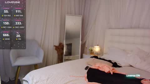 Snapshot of lilit_1love chatting on 09.11.25 Lilit online show from 09.11.25