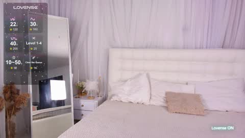 Snapshot of lilit_1love chatting on 09.17.25 Lilit online show from 09.17.25