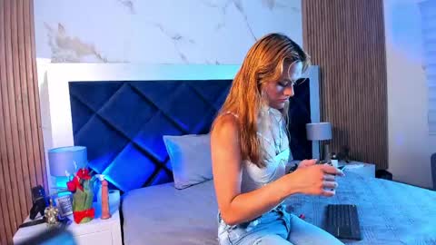 Snapshot of lilit_doll chatting on 05.17.26 lilit online show from 05.17.26