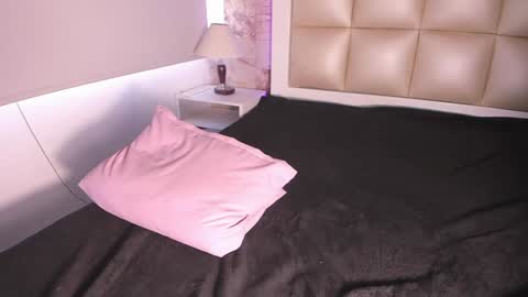 Snapshot of lilit_jade chatting on 01.22.25 Lilit online show from 01.22.25