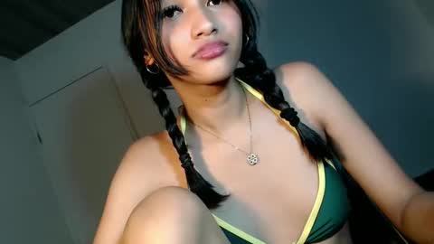 Chloe online show from 02.12.26