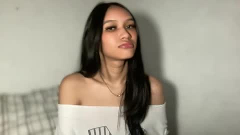 Chloe online show from 07.08.26