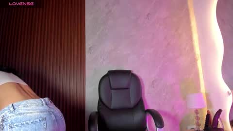 Snapshot of lilith__rosse chatting on 09.20.25 Lilith Rosse online show from 09.20.25