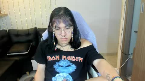 lilith  online show from 03.30.26