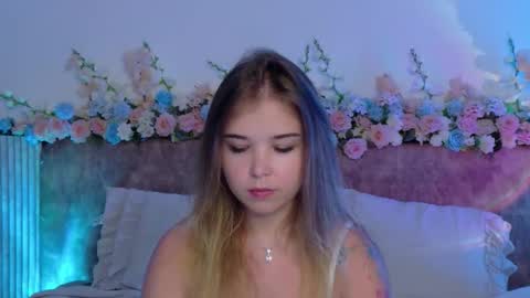 Snapshot of lilith_bonheur chatting on 03.18.26 Lilith Bonheur online show from 03.18.26