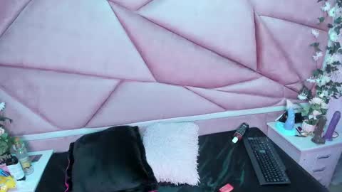 Snapshot of lilith_cooper20 chatting on 01.09.25 lilith cooper20 online show from 01.09.25