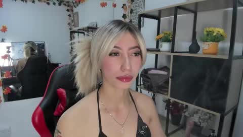 Snapshot of lilith_cooper20 chatting on 10.02.25 lilith cooper20 online show from 10.02.25