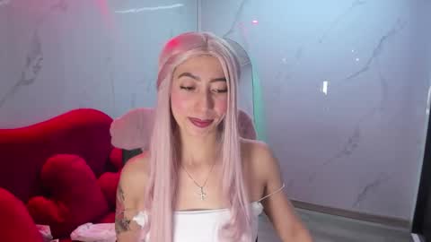 Snapshot of lilith_cooper20 chatting on 11.07.25 lilith cooper20 online show from 11.07.25