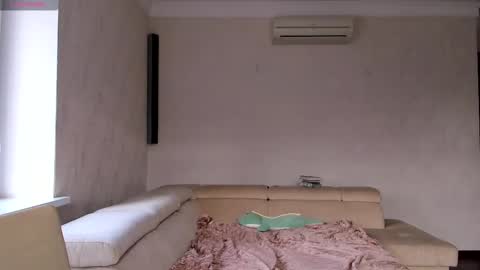 Snapshot of lilith_lutherlow chatting on 02.14.25 lilith online show from 02.14.25