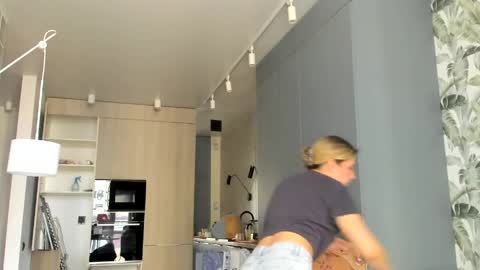 lilith online show from 04.12.26