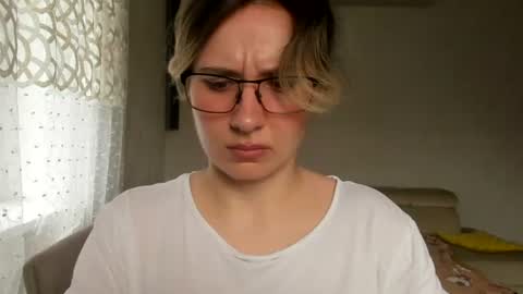 Snapshot of lilith_lutherlow chatting on 07.18.26 lilith online show from 07.18.26